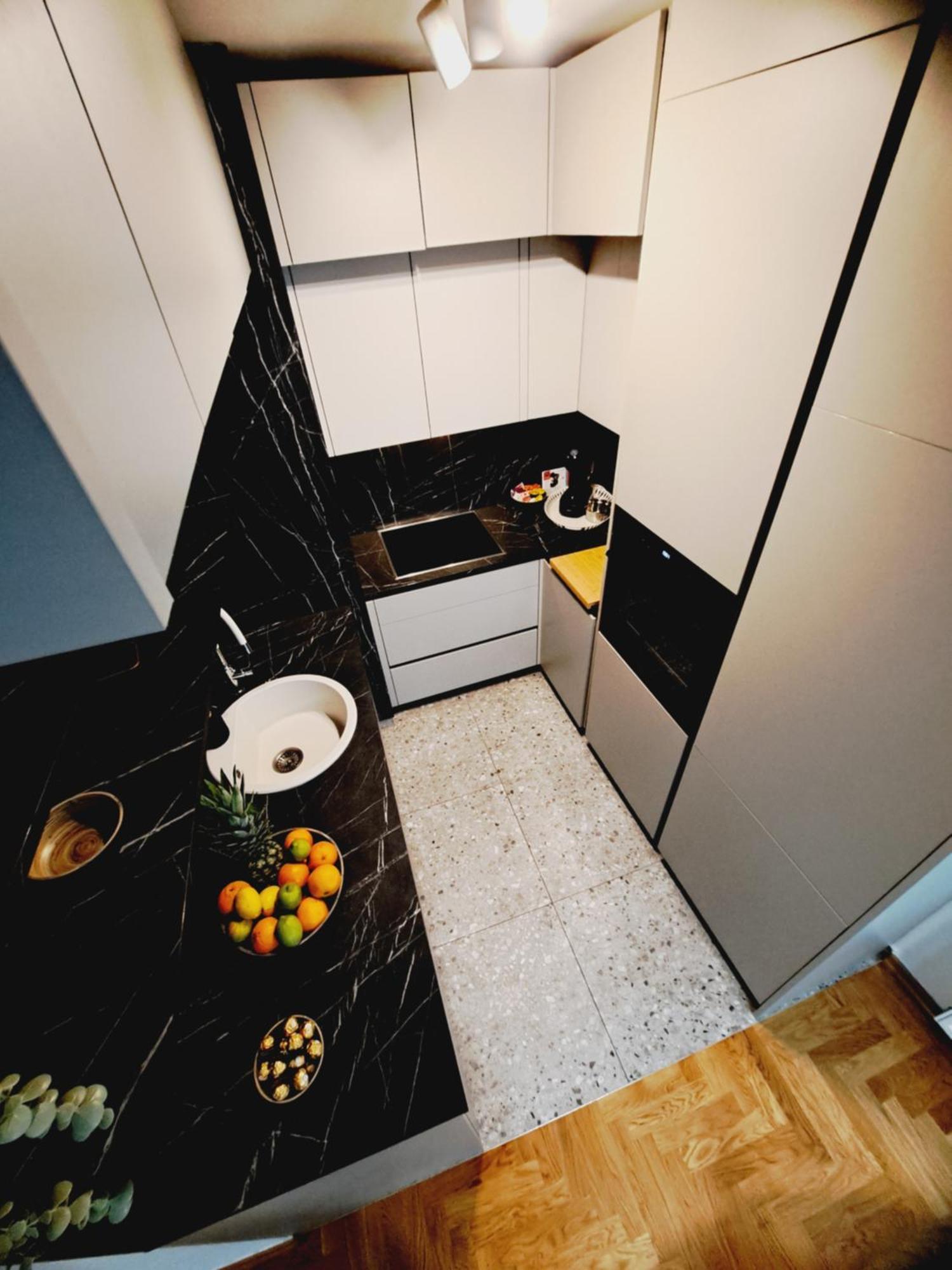 Cityana - Private Garage, 0-24 Self Check In *