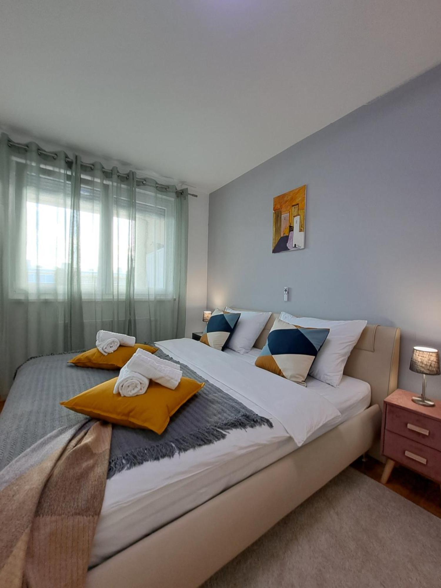 Apartment Cityana - Private Garage, 0-24 Self Check In