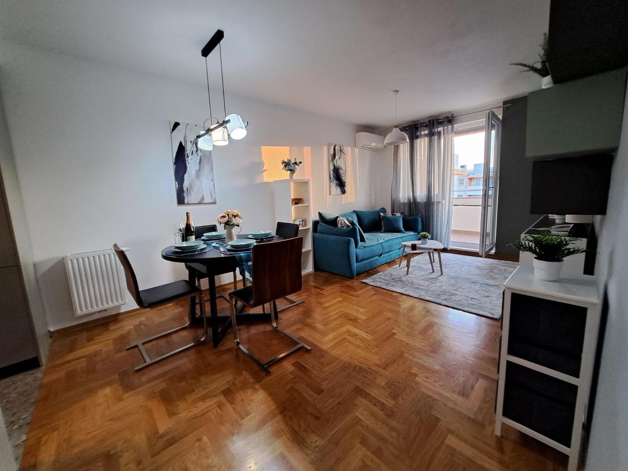 Cityana - Private Garage, 0-24 Self Check In Apartmán